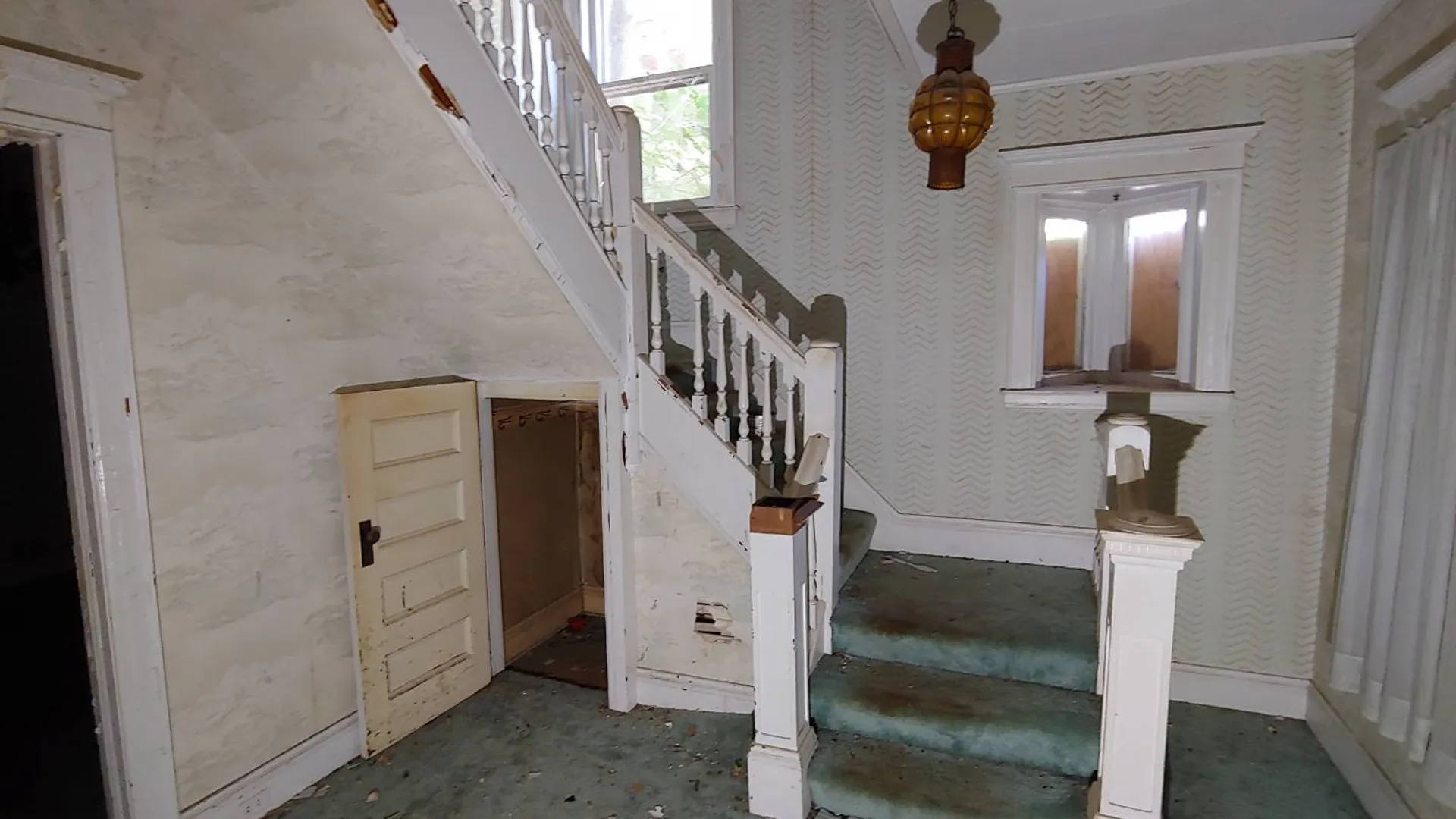 Property at 516 Garfield Ave, Syracuse, NY 13205 11