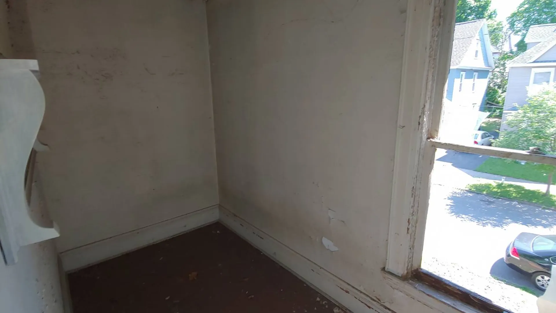 Property at 516 Garfield Ave, Syracuse, NY 13205 12