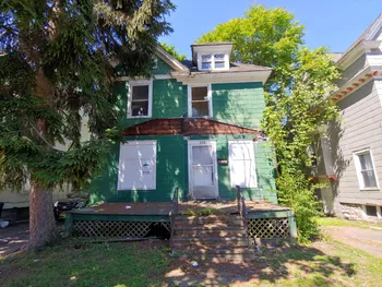 Property at 516 Garfield Ave, Syracuse, NY 13205