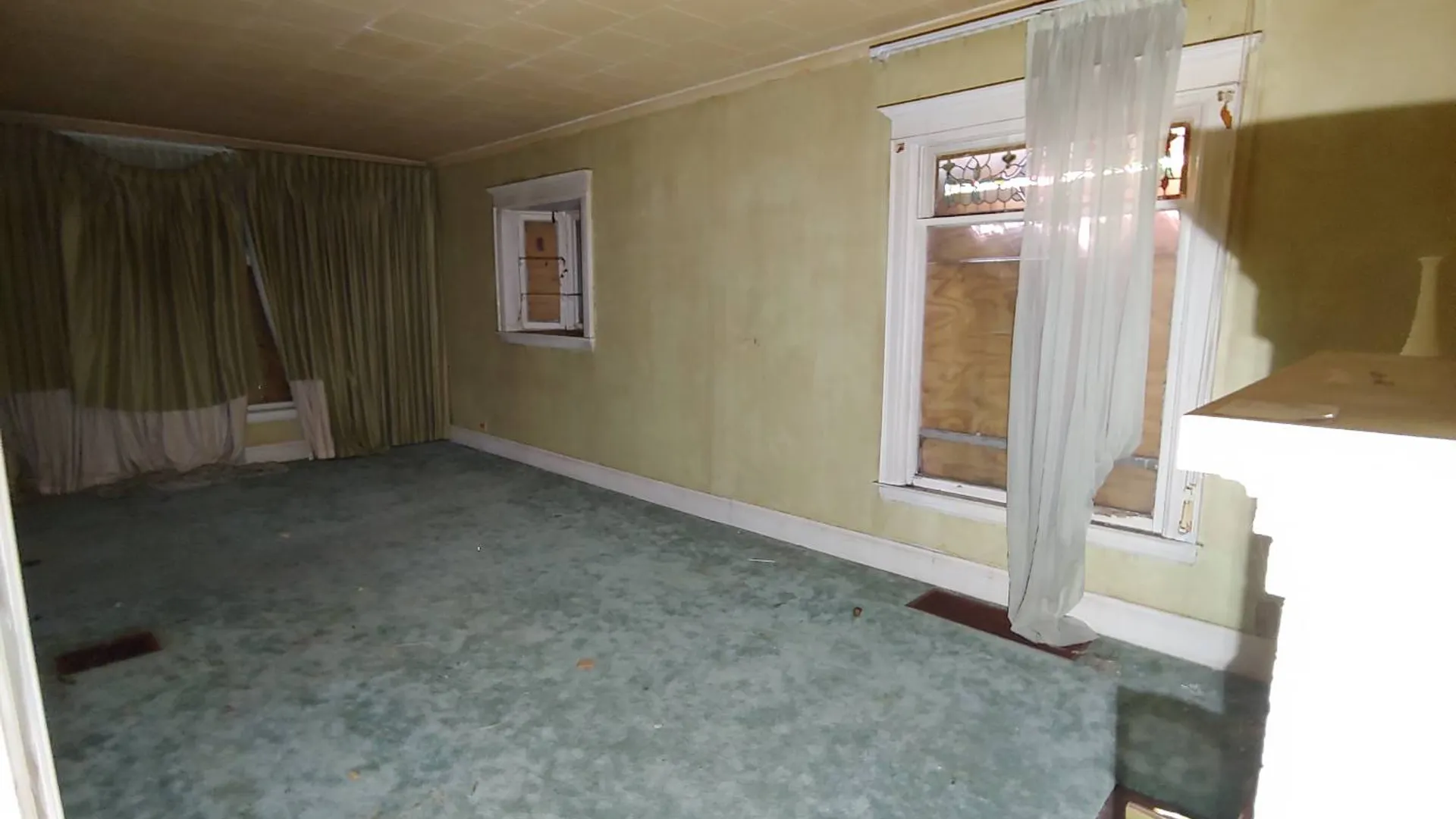 Property at 516 Garfield Ave, Syracuse, NY 13205 8
