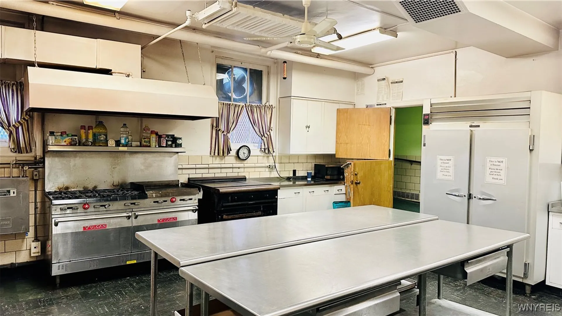 Property at 1018 College Avenue, Niagara Falls, NY 14305 27
