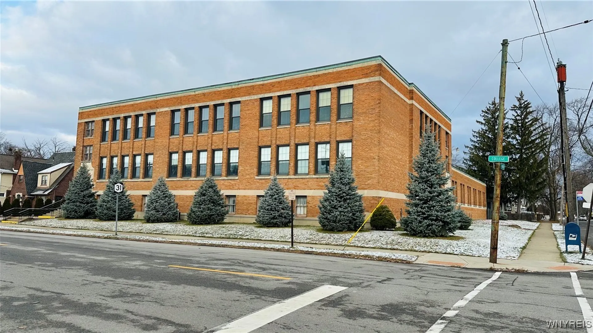 Property at 1018 College Avenue, Niagara Falls, NY 14305 3
