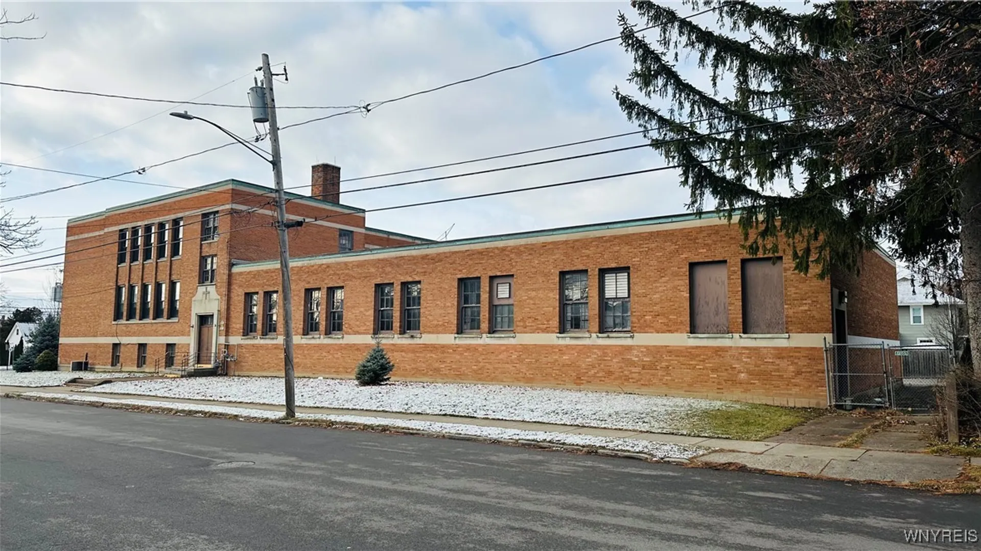Property at 1018 College Avenue, Niagara Falls, NY 14305 6