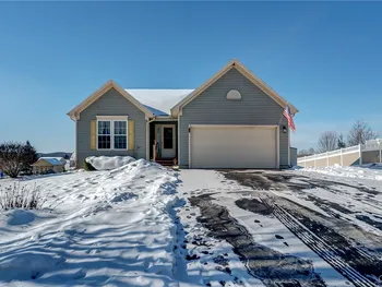 Property at 154 Golden Meadows Way, Camillus, NY 13164