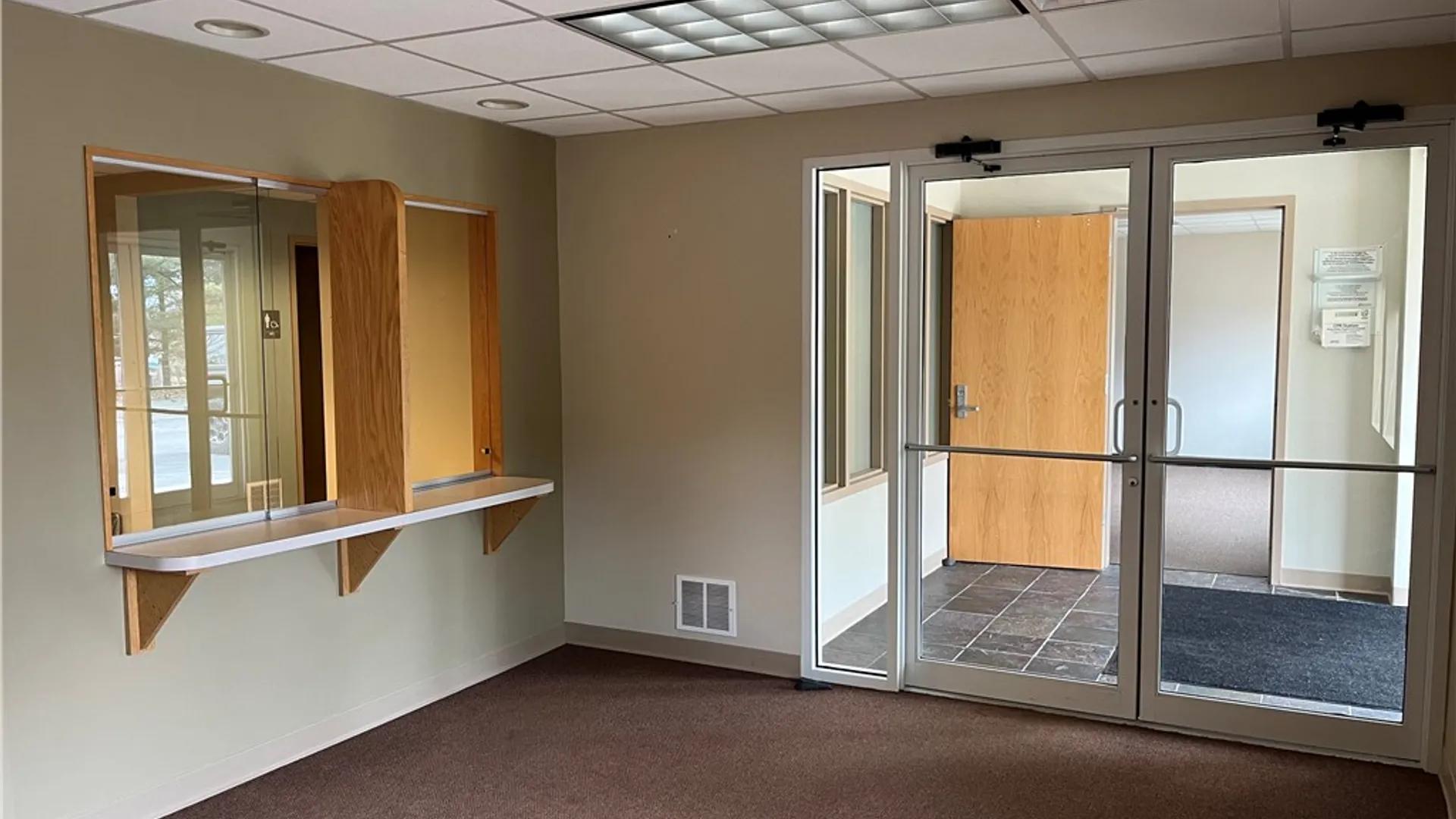 Property at 2 Ascot Place, Lansing, NY 14850 18