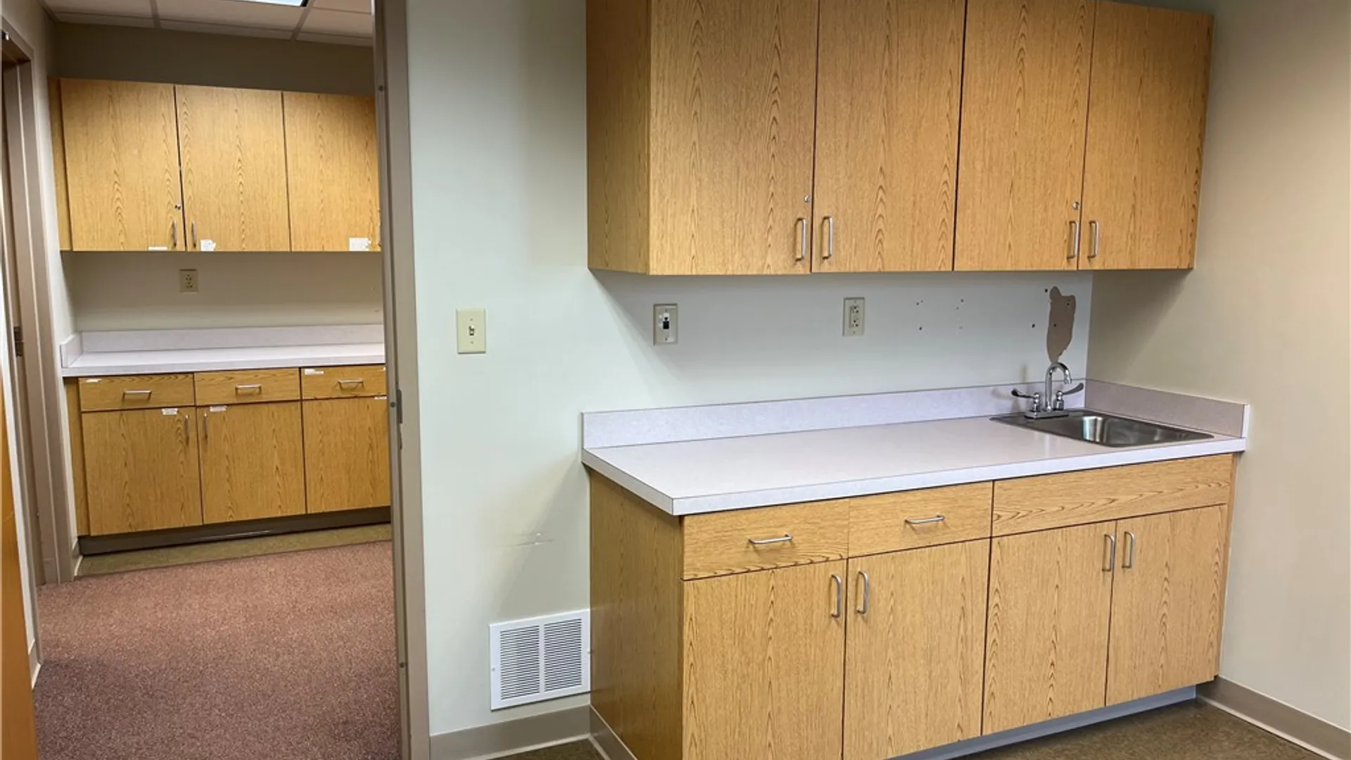 Property at 2 Ascot Place, Lansing, NY 14850 20