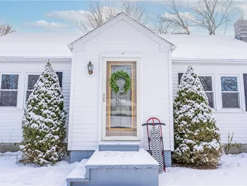 Property at 93 Canandaigua Street, Manchester, NY 14537