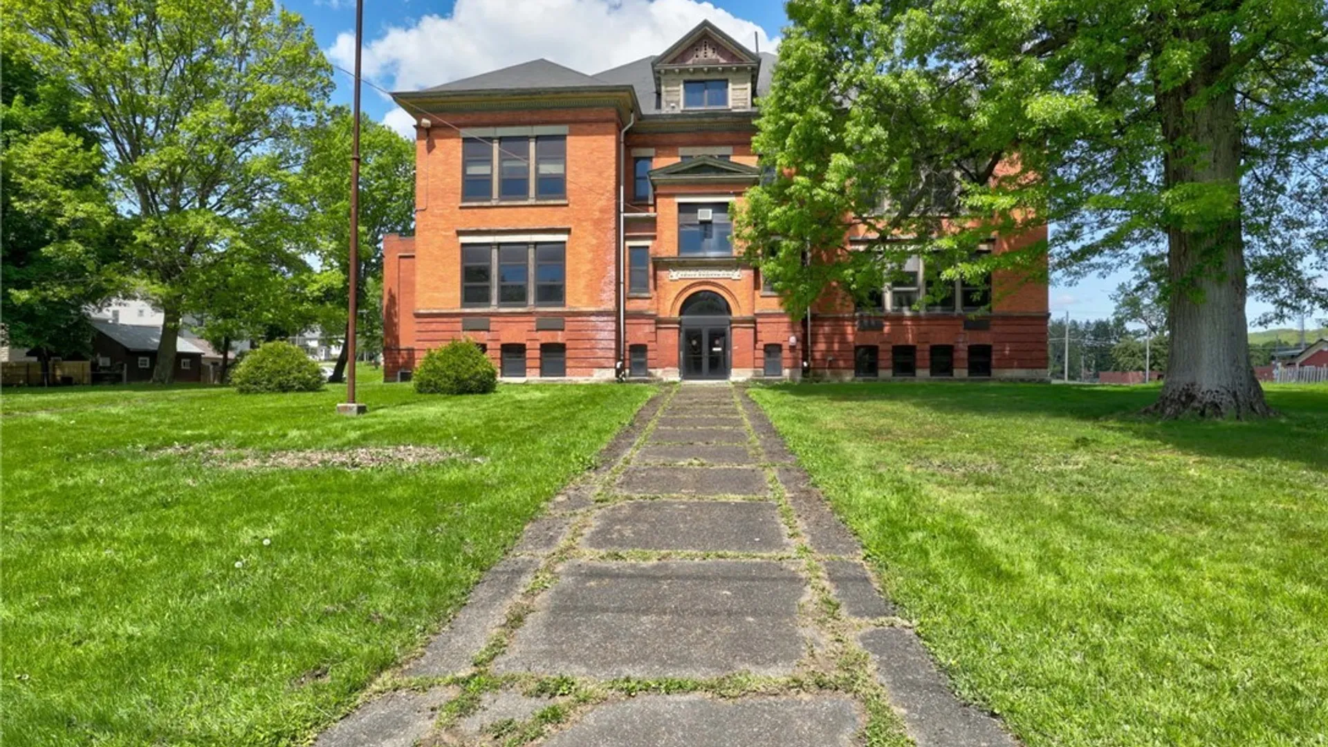 Property at 1101 2nd Street, Jamestown, NY 14701 2