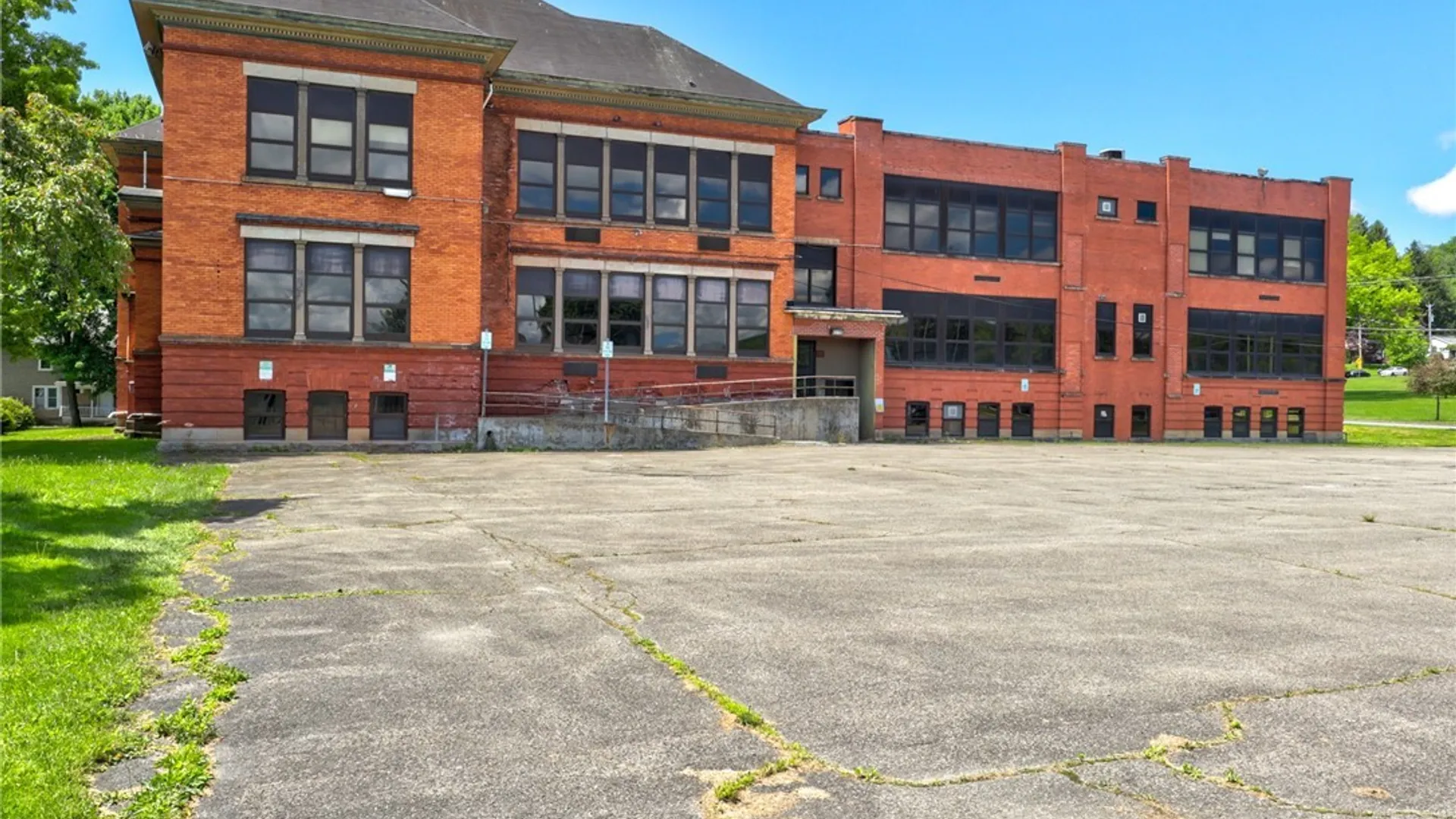 Property at 1101 2nd Street, Jamestown, NY 14701 8