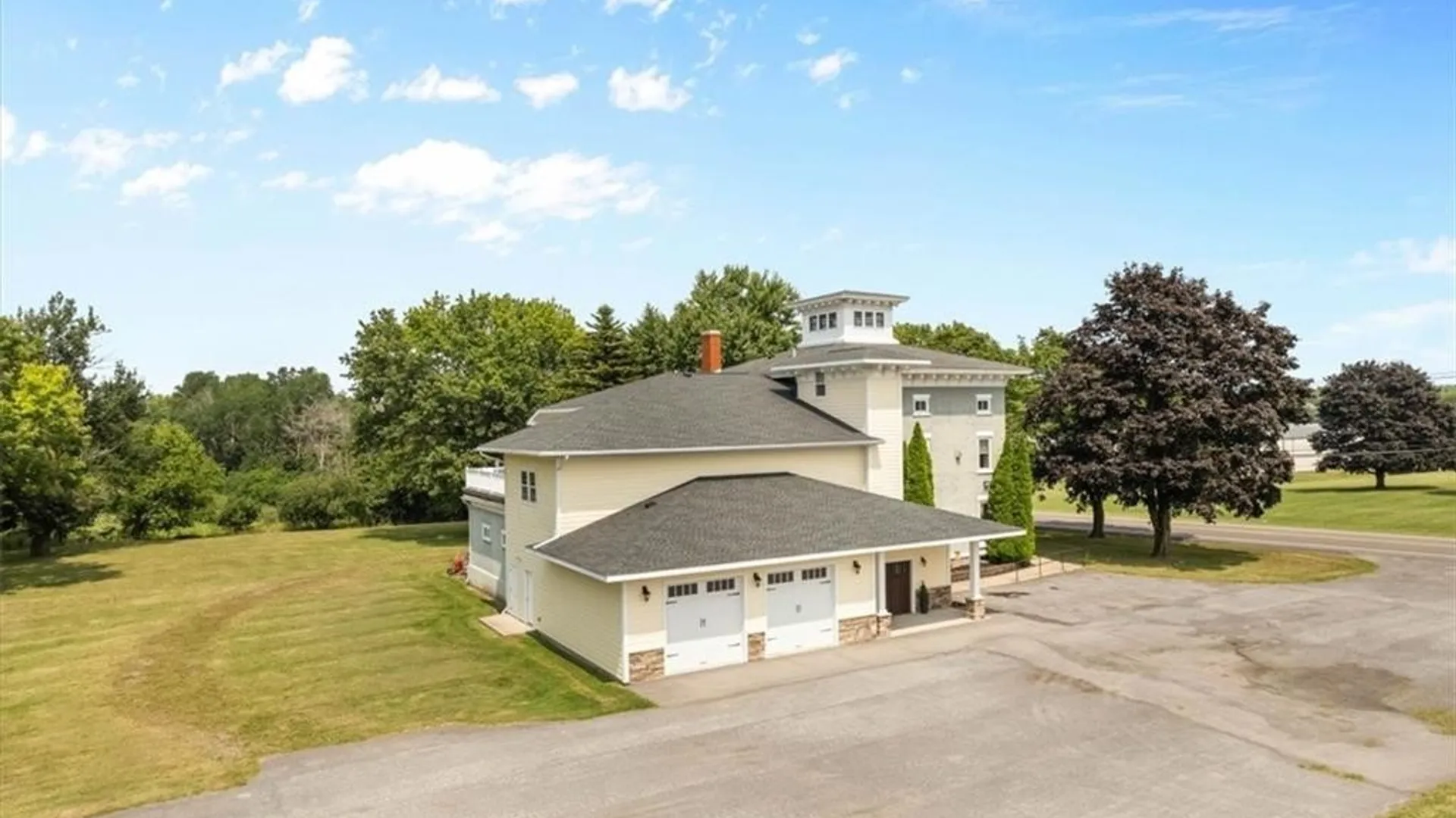 Property at 180 Geneva Street, Lyons, NY 14489 2