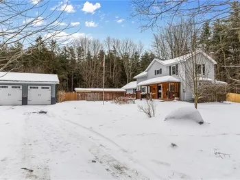 Property at 875 Curran Road, Manchester, NY 14548