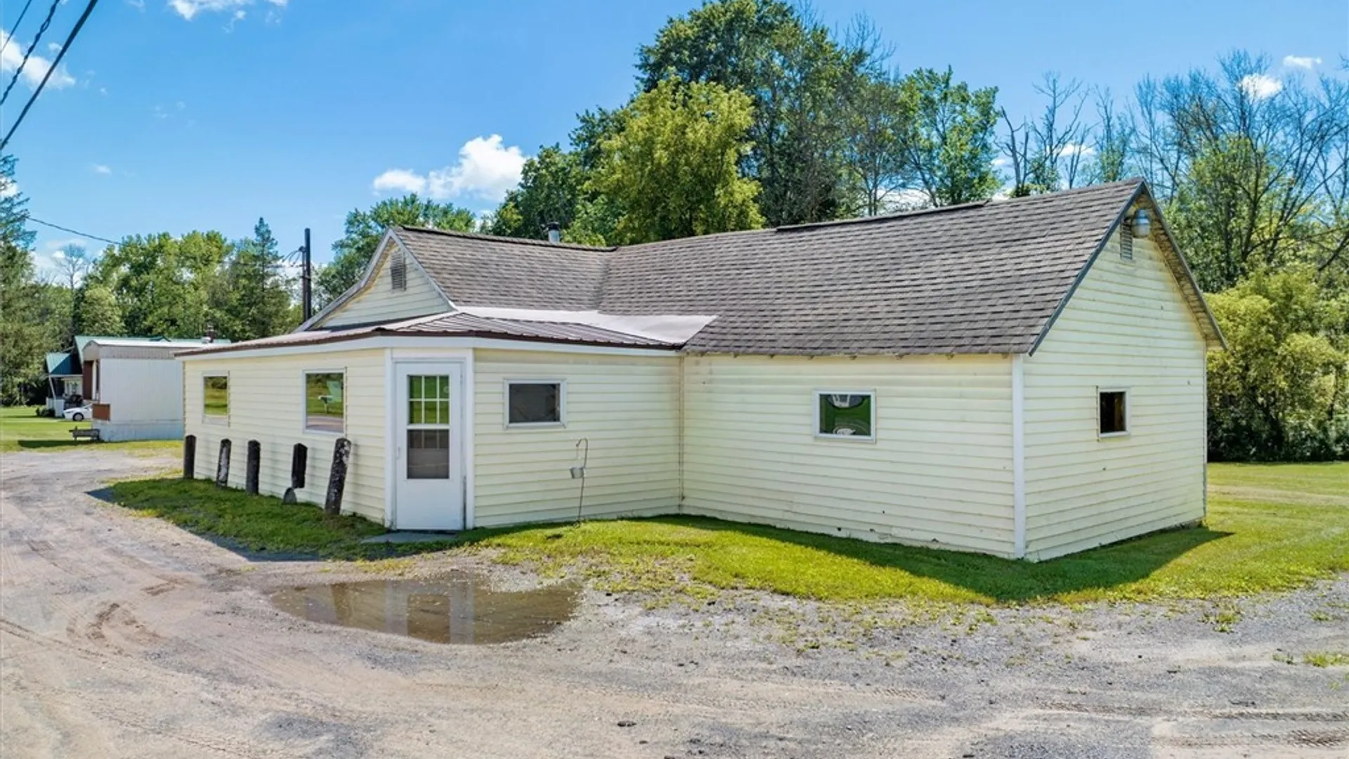 Property at 8460 Old River Road, Marcy, NY 13403 2