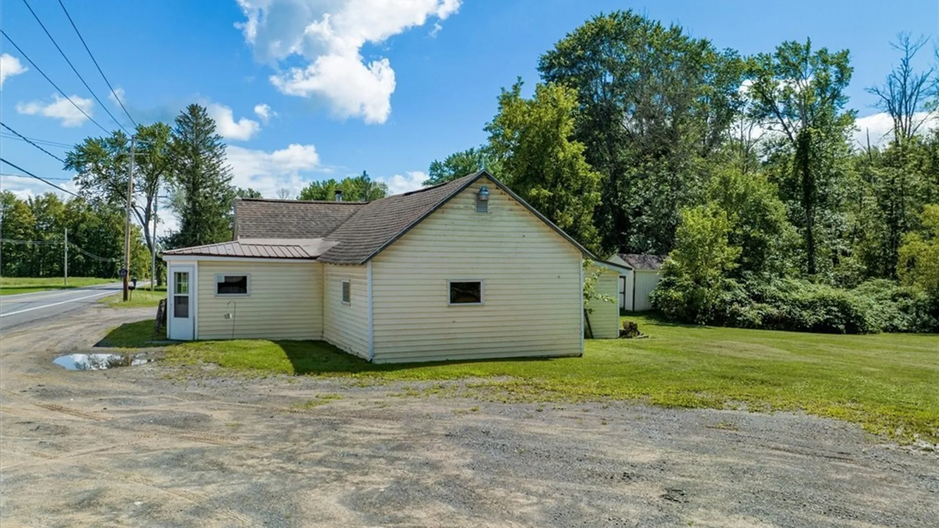 Property at 8460 Old River Road, Marcy, NY 13403 7