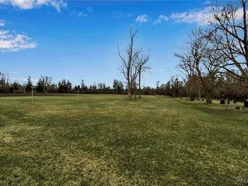 1475 Orchard Park Road, West Seneca, NY 14224