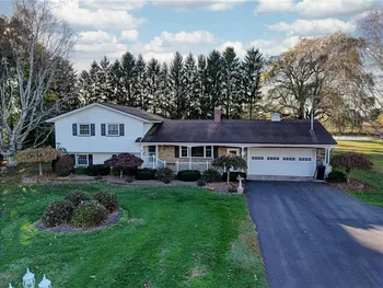 Property at 4310 Bennetts Corners Road, Clarendon, NY 14470