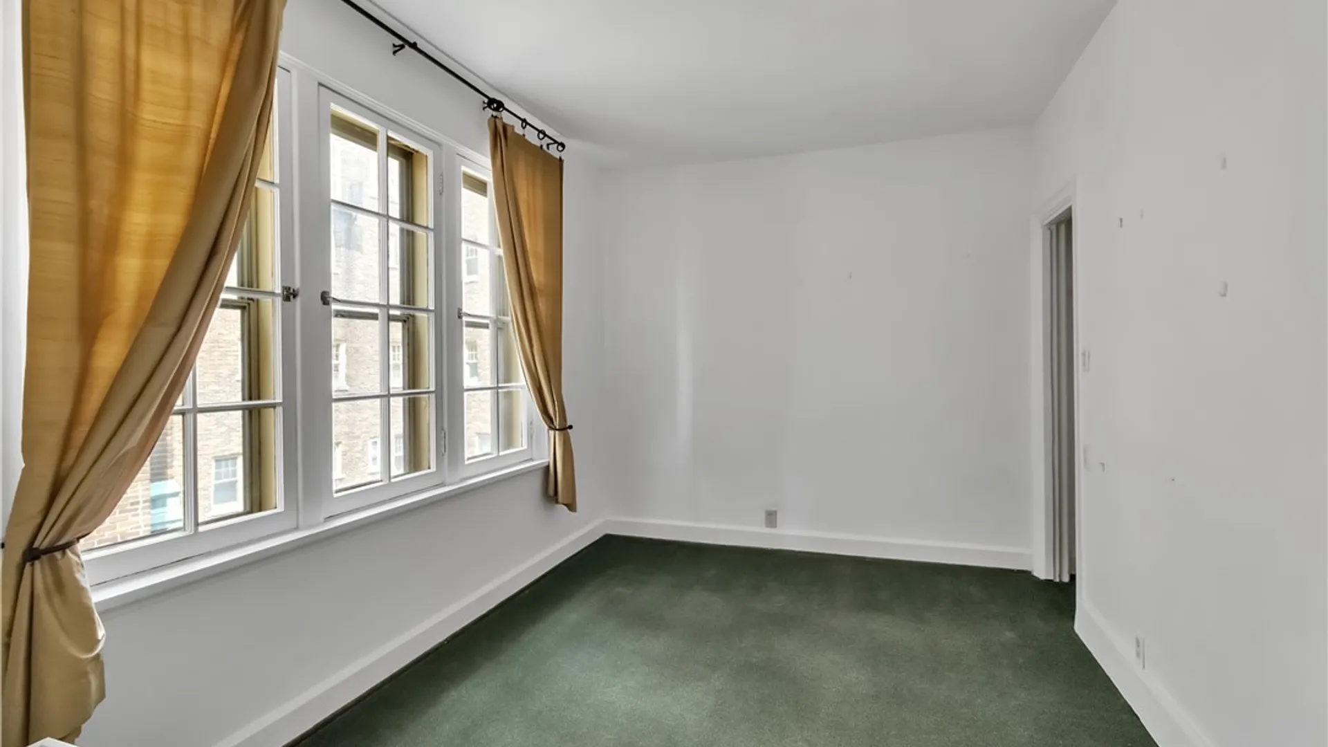 Property at 83 Bryant Street, Buffalo, NY 14209 17