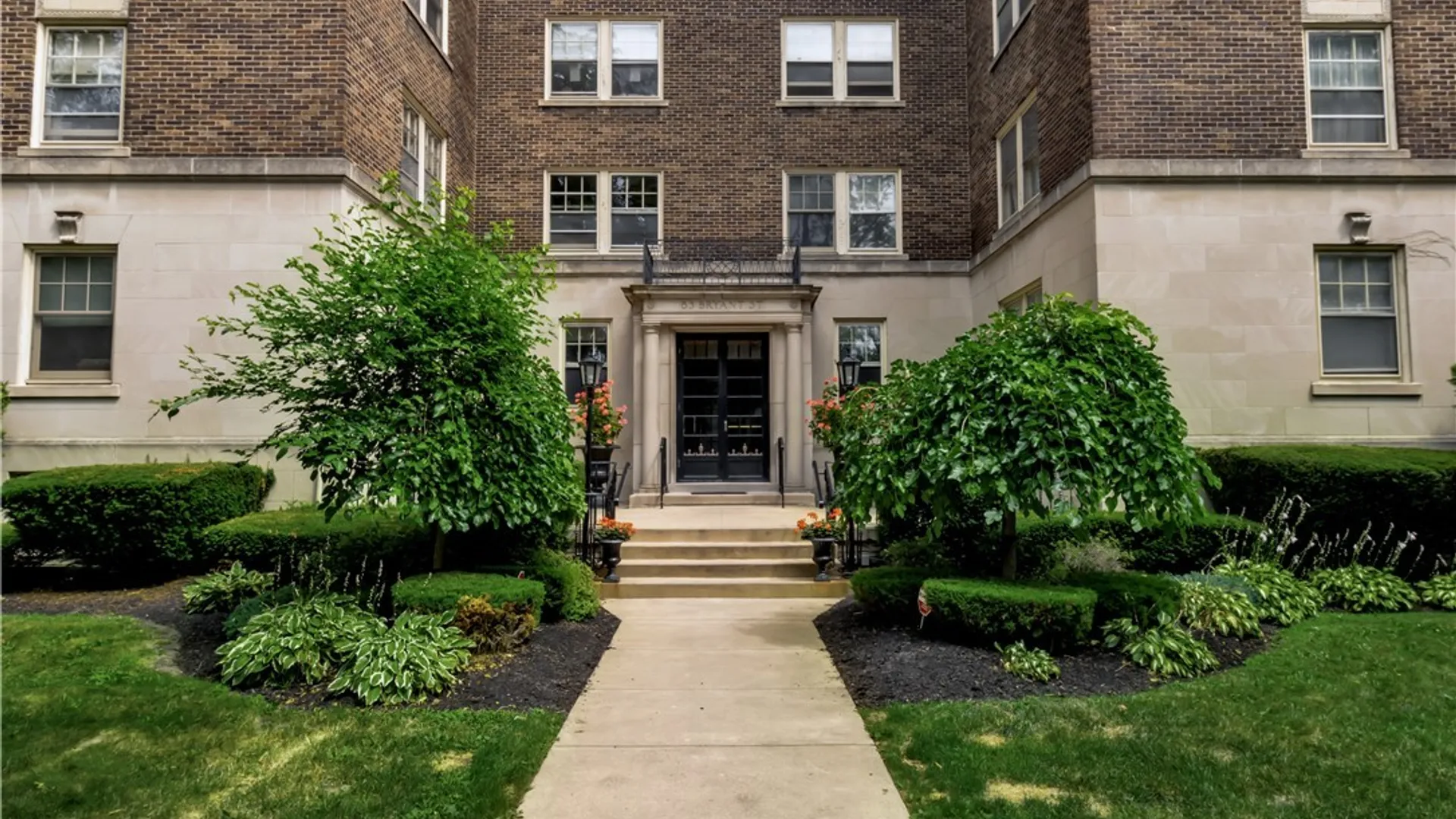 Property at 83 Bryant Street, Buffalo, NY 14209 38