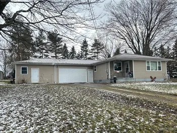 Property at 3150 Dodgeson Road, Alexander, NY 14005