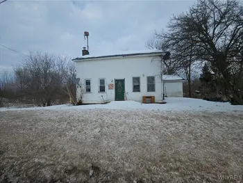 Property at 7881 Chestnut Ridge Road, Royalton, NY 14067