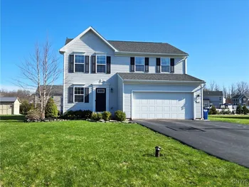 Property at 148 Shetland Place, Camillus, NY 13164