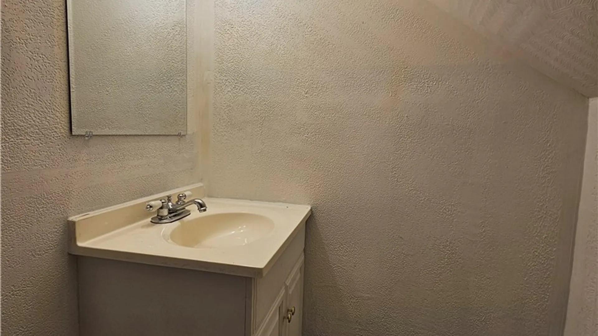 Property at 1567 West Street, Utica, NY 13501 26