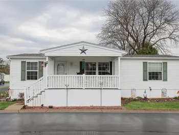 Property at 164 Niagara Way, Manchester, NY 14504