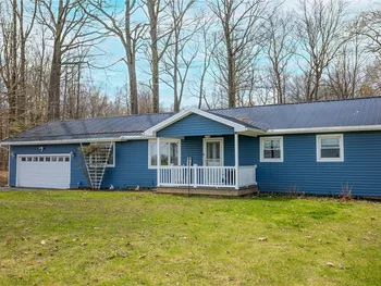 Property at 628 Middle Road, Caledonia, NY 14423