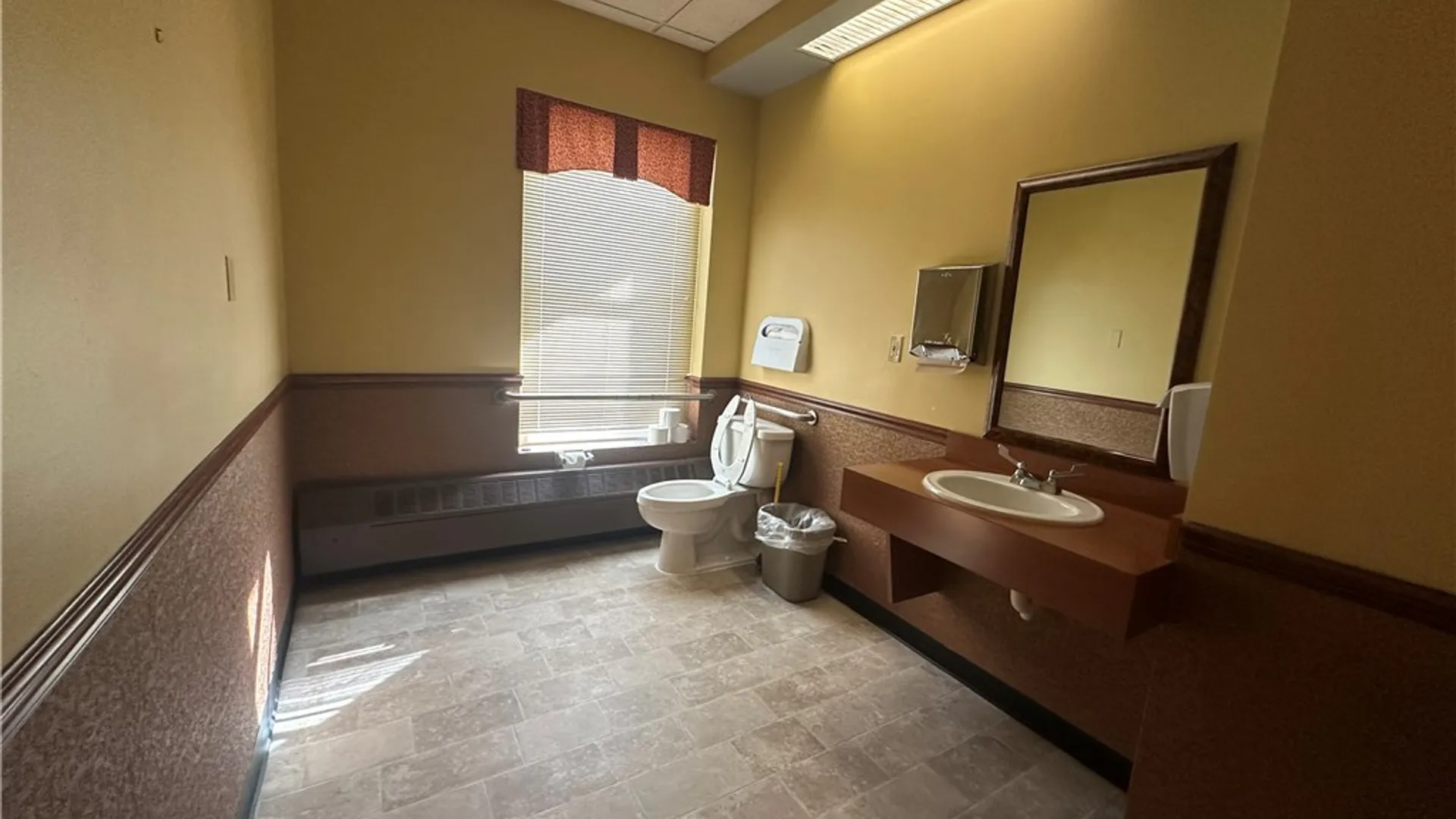 Property at 1160 Main Street, Buffalo, NY 14209 23