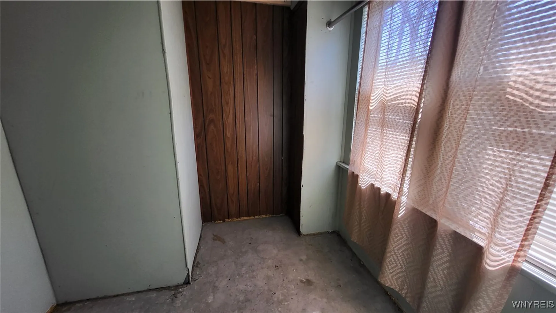 Property at 2047 Clinton Street, Buffalo, NY 14206 16