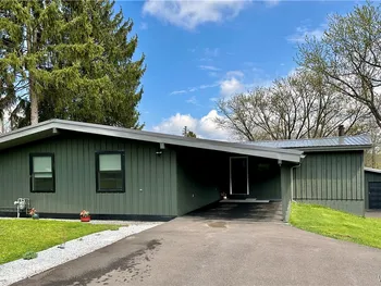 Property at 128 Old Glenwood Road, Aurora, NY 14170