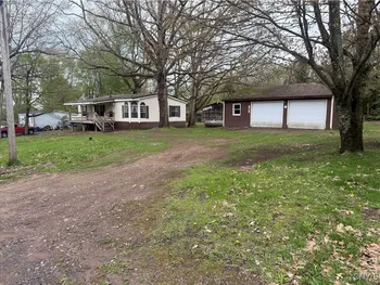 Property at 23 Sixberry Road, Schroeppel, NY 13132