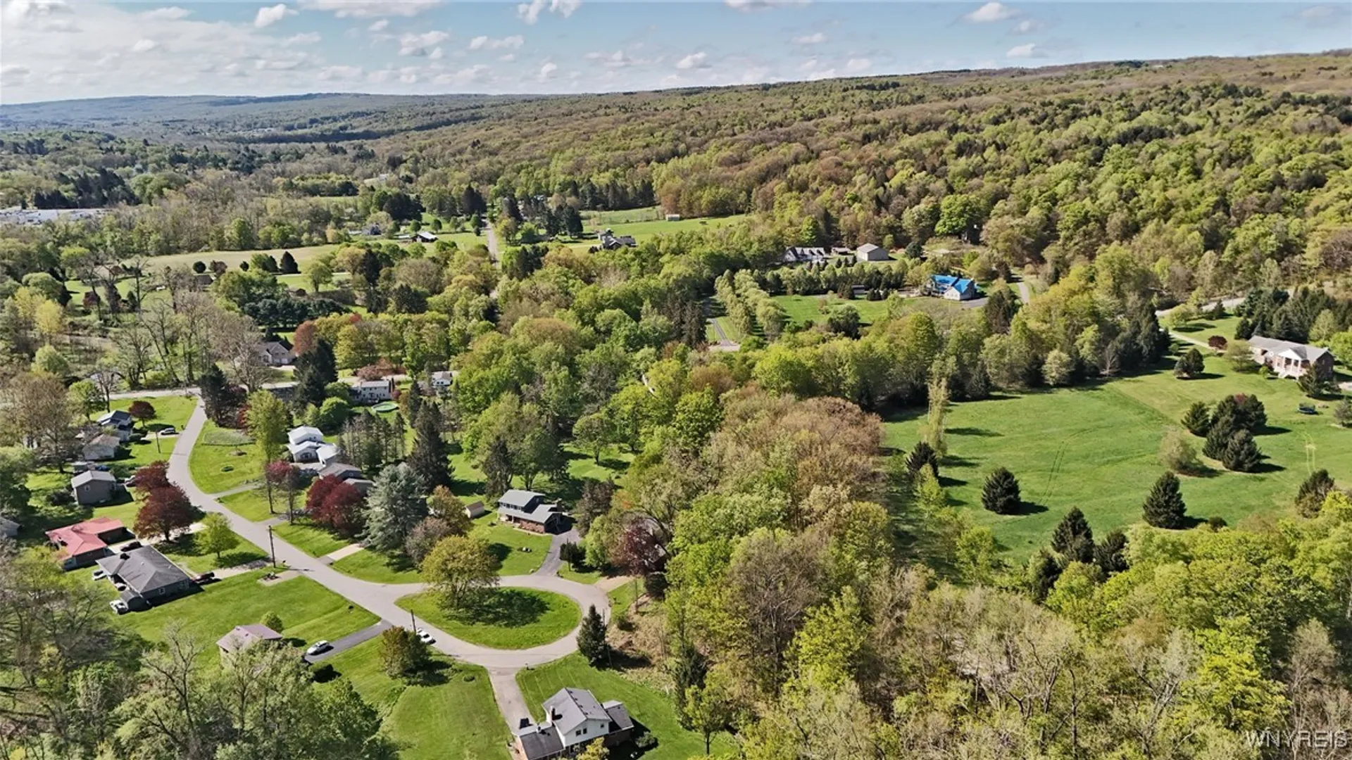 Property at 6562 Colonial Drive, Boston, NY 14025 16