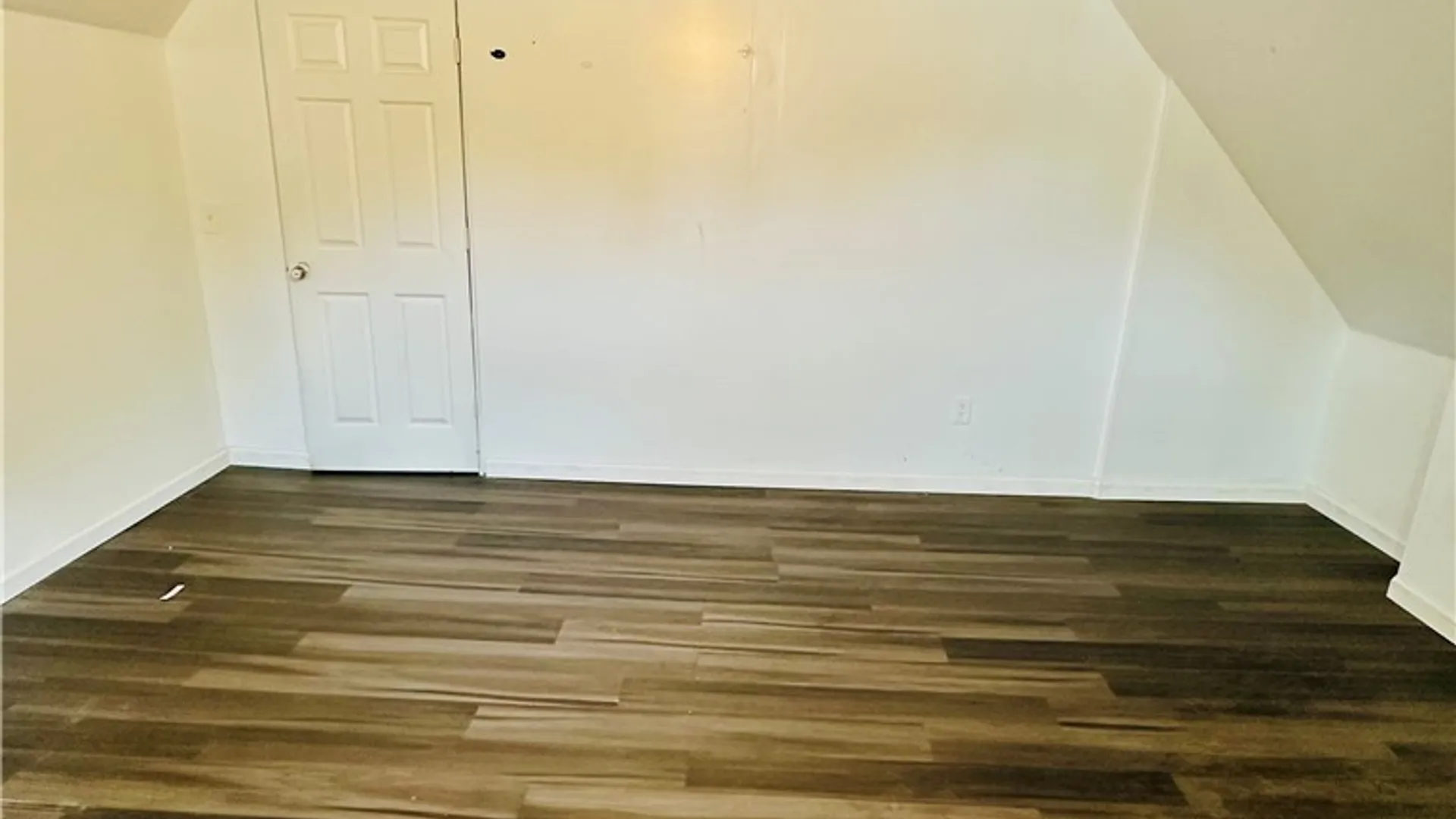 Property at 105 Hoerner Avenue, Cheektowaga, NY 14211 14
