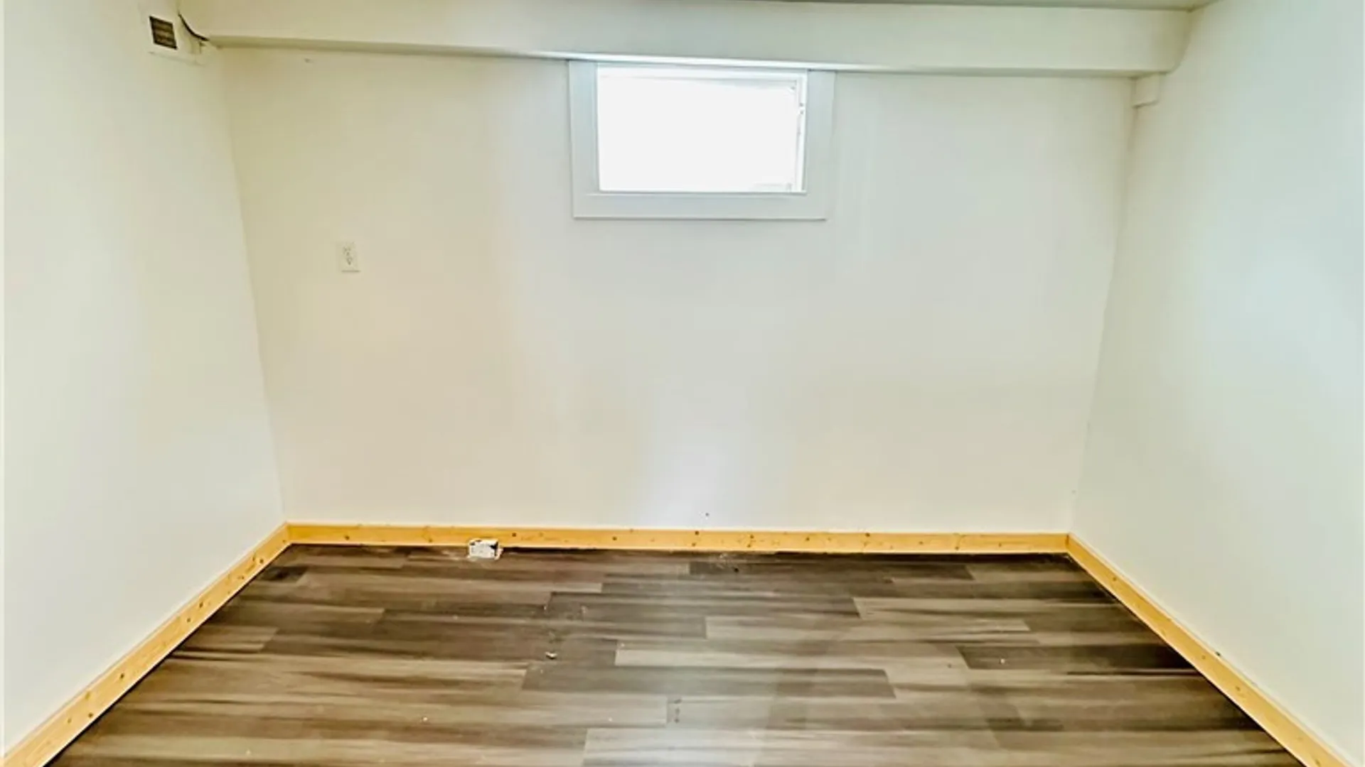 Property at 105 Hoerner Avenue, Cheektowaga, NY 14211 4
