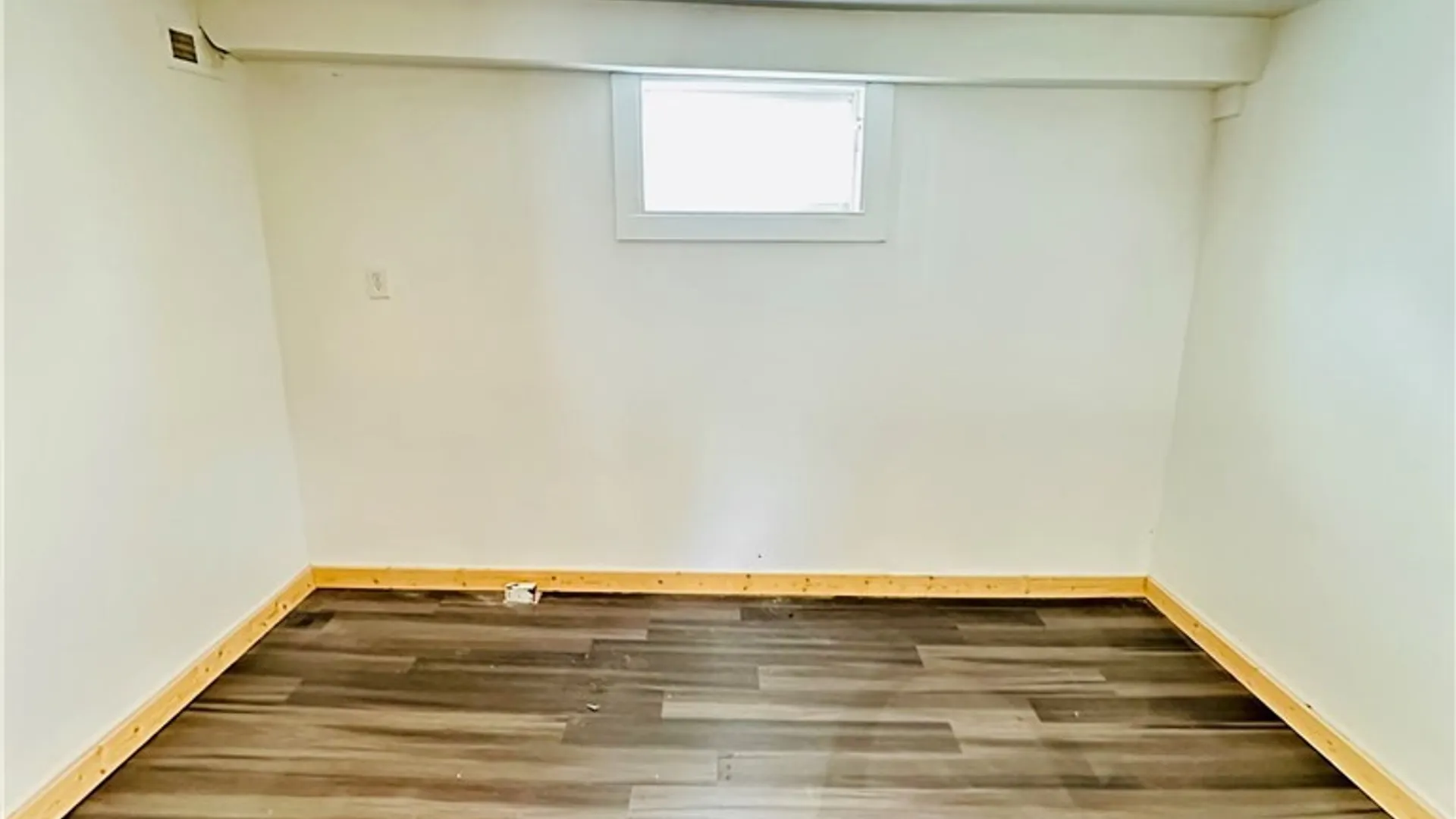 Property at 105 Hoerner Avenue, Cheektowaga, NY 14211 8