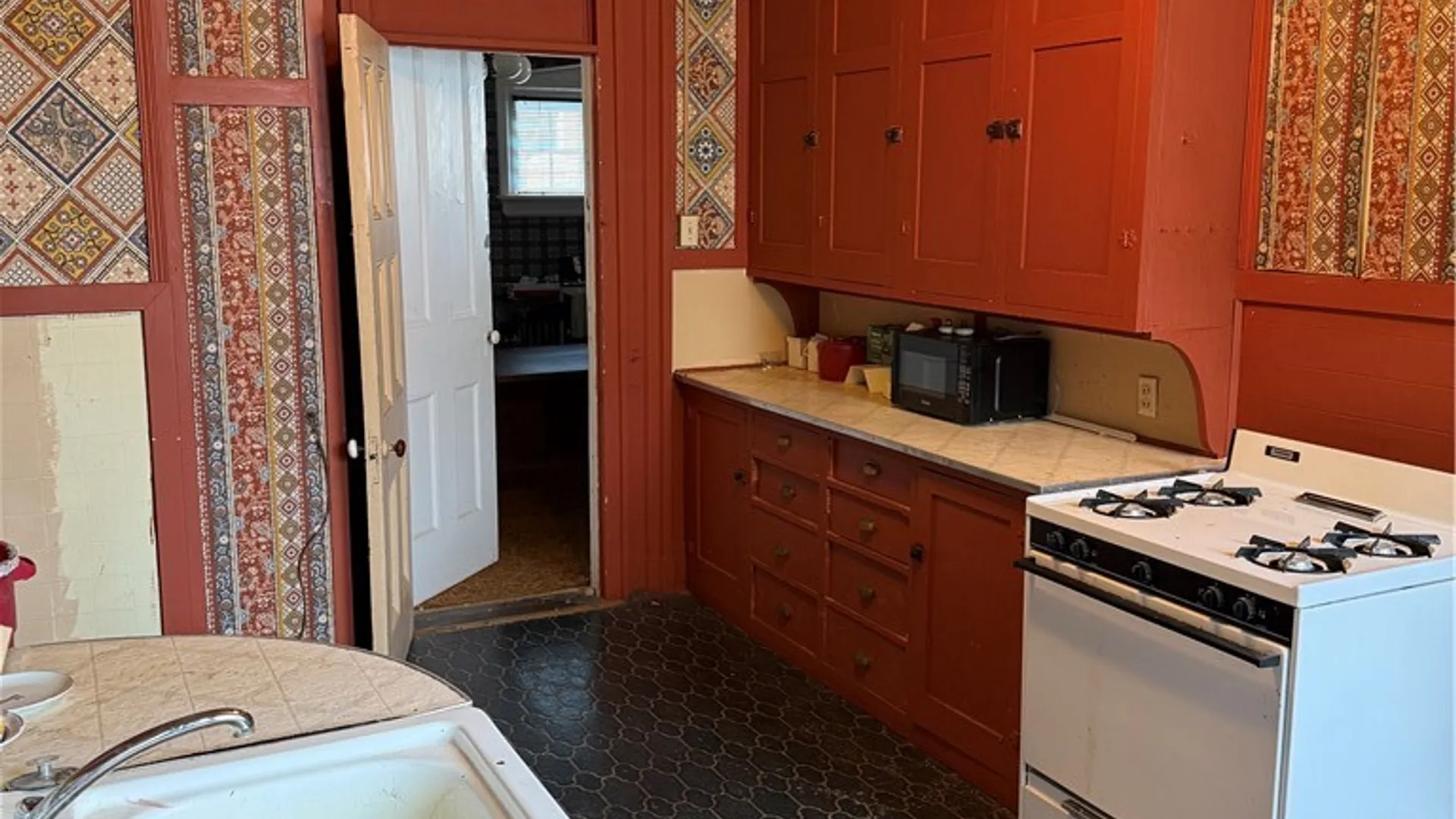 Property at 195 Genesee Street, Auburn, NY 13021 7