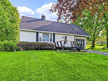 Property at 14 Gridley Place, Paris, NY 13456
