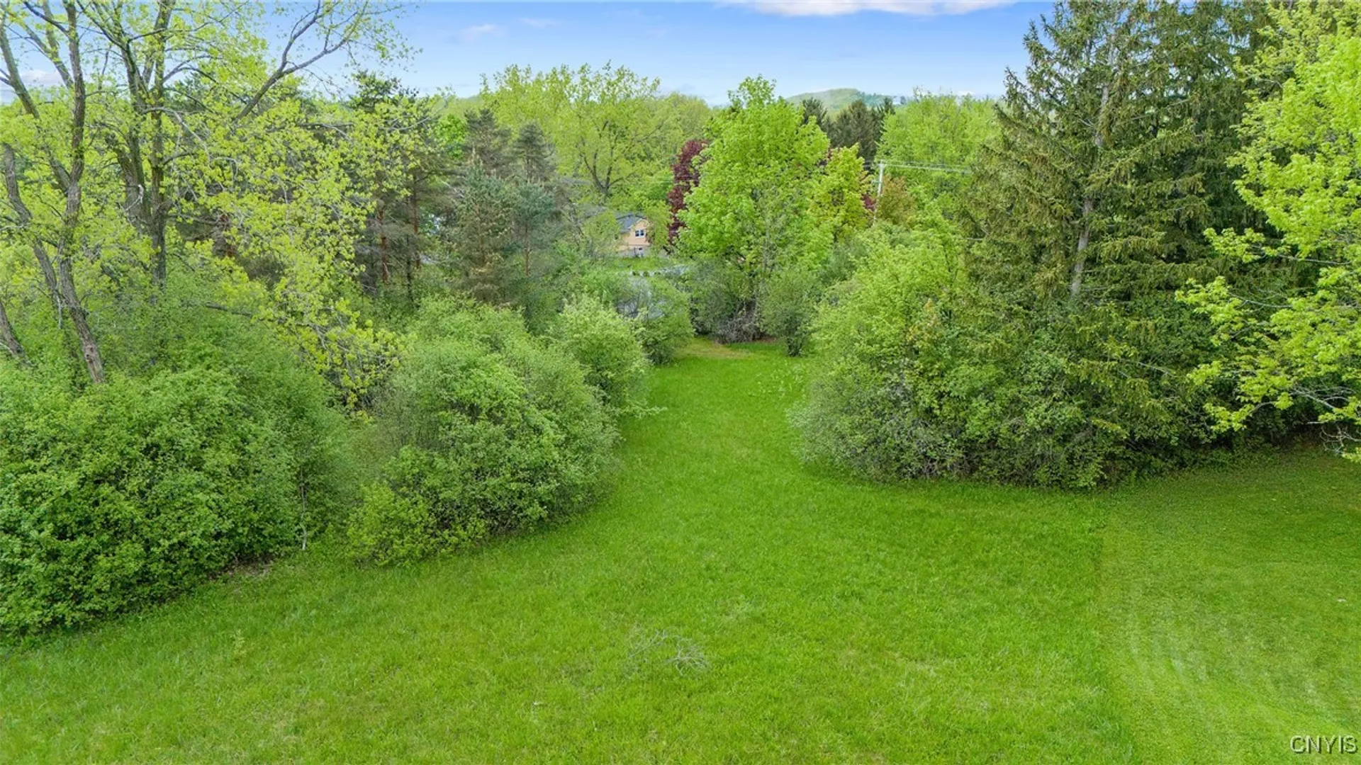 Property at 6002 Sewickley Drive, DeWitt, NY 13078 4