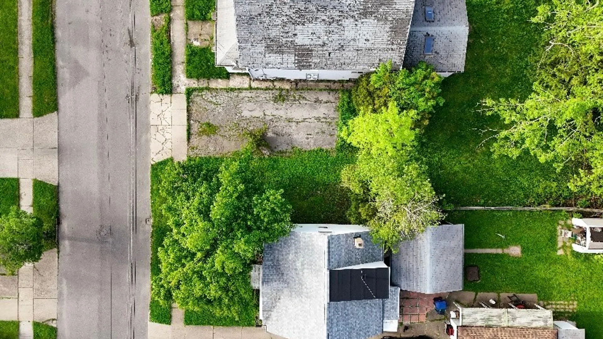 Property at 45 Wex Avenue, Buffalo, NY 14211 2