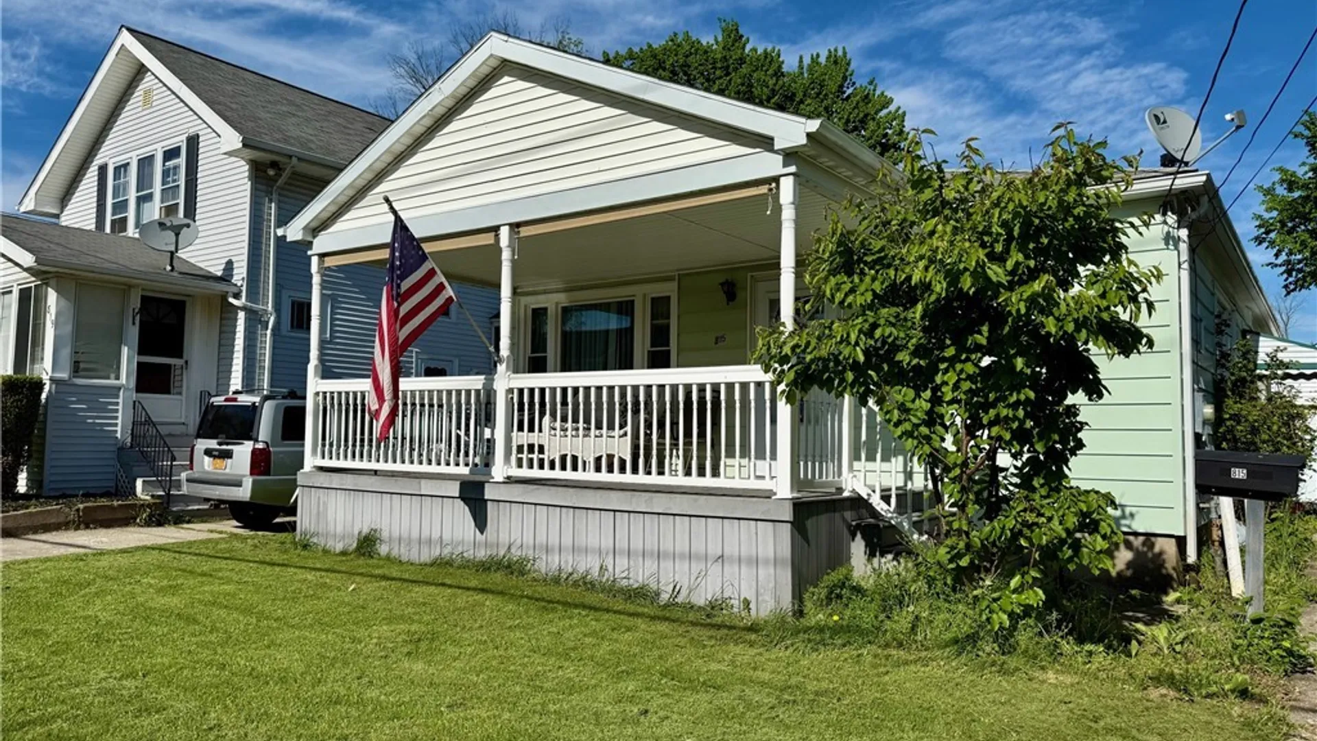 Property at 815 91st Street, Niagara Falls, NY 14304 2