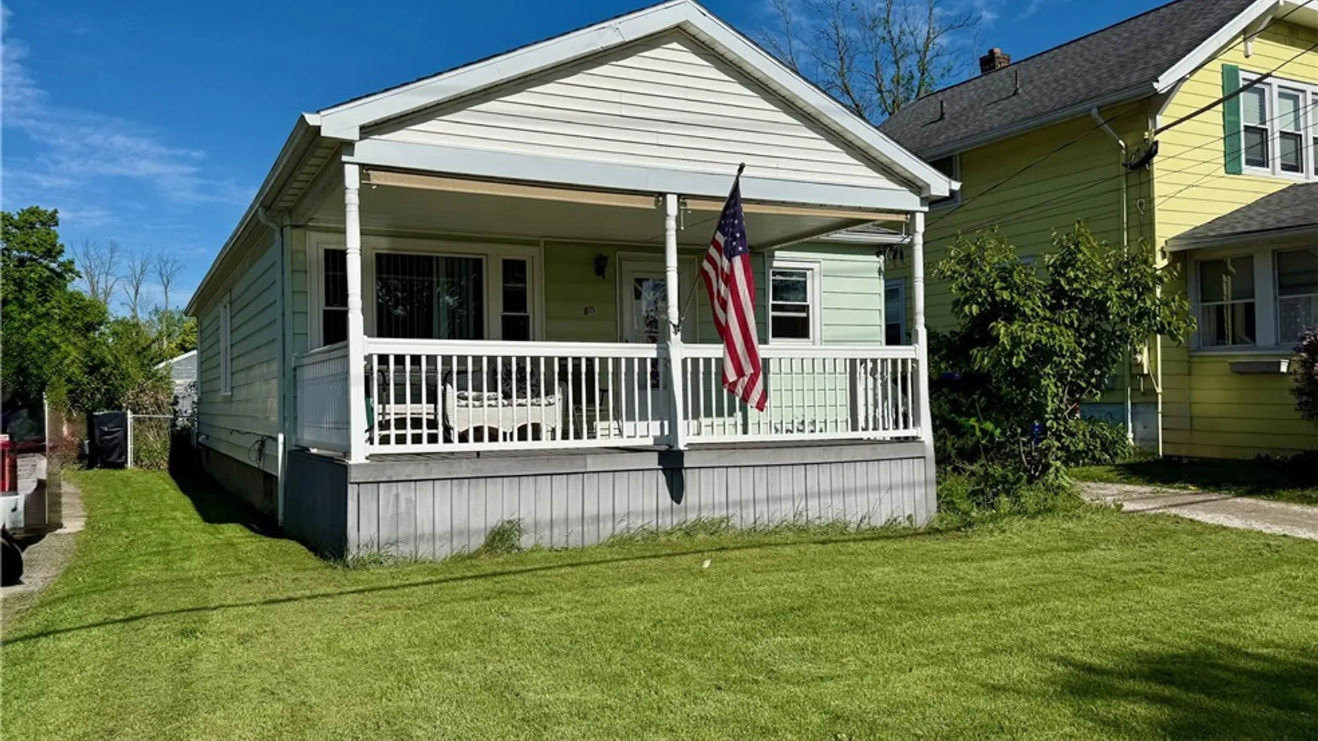 Property at 815 91st Street, Niagara Falls, NY 14304 3