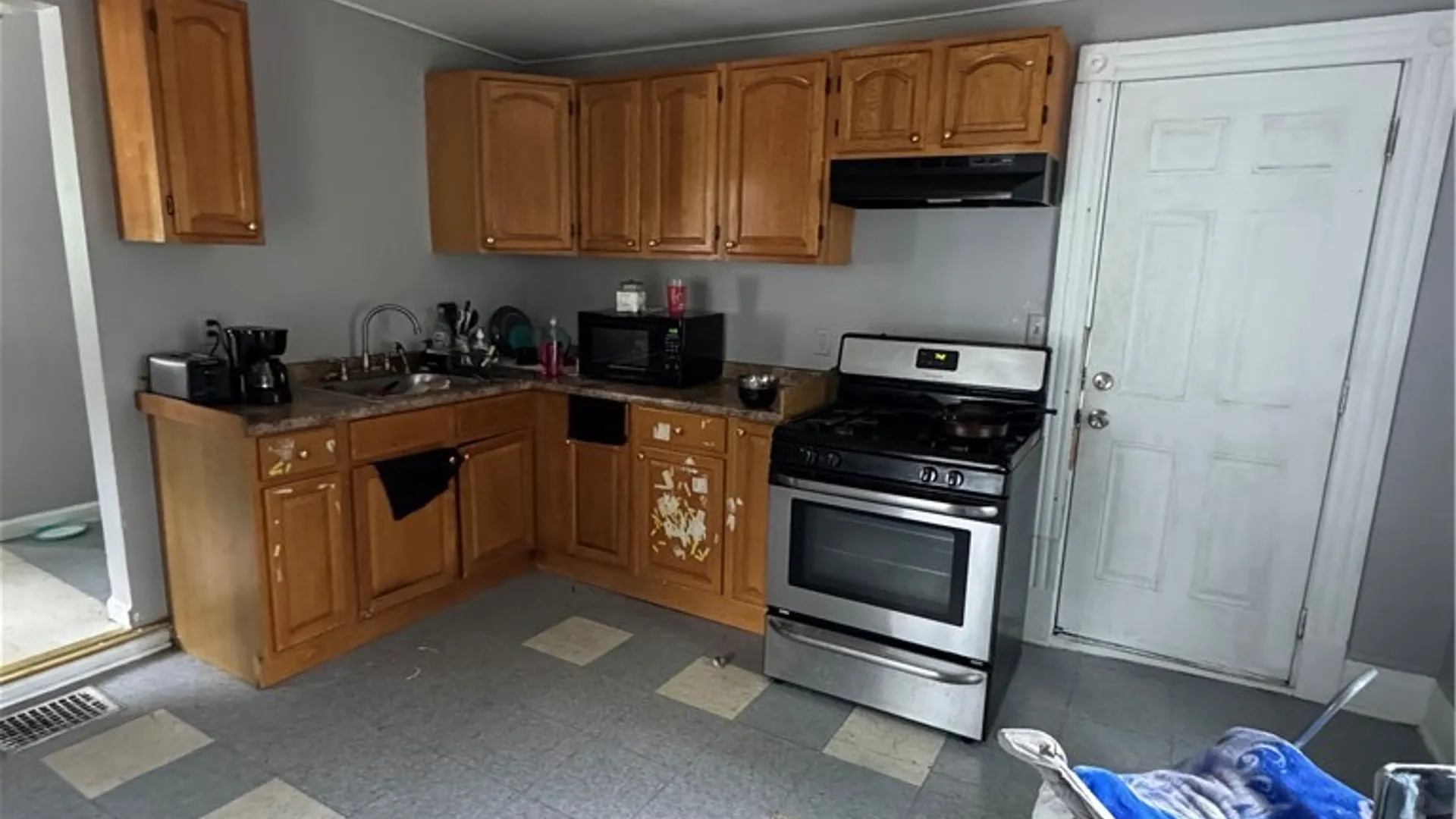 Property at 127 Maryland Street, Rochester, NY 14613 10