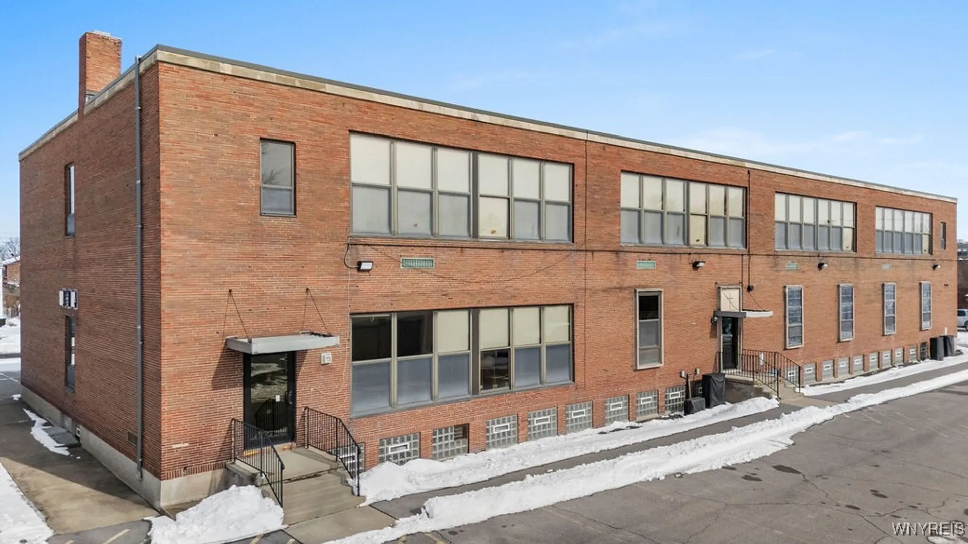 Property at 2499 Independence Avenue, Niagara Falls, NY 14301 48