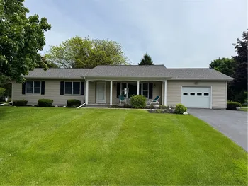 Property at 11 Orchard Park Drive, Geneva Town, NY 14456