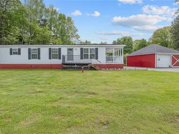 Property at 29 Chester Lane, Schroeppel, NY 13132