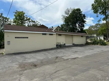 129 Fairview Ave, Syracuse, NY 13203