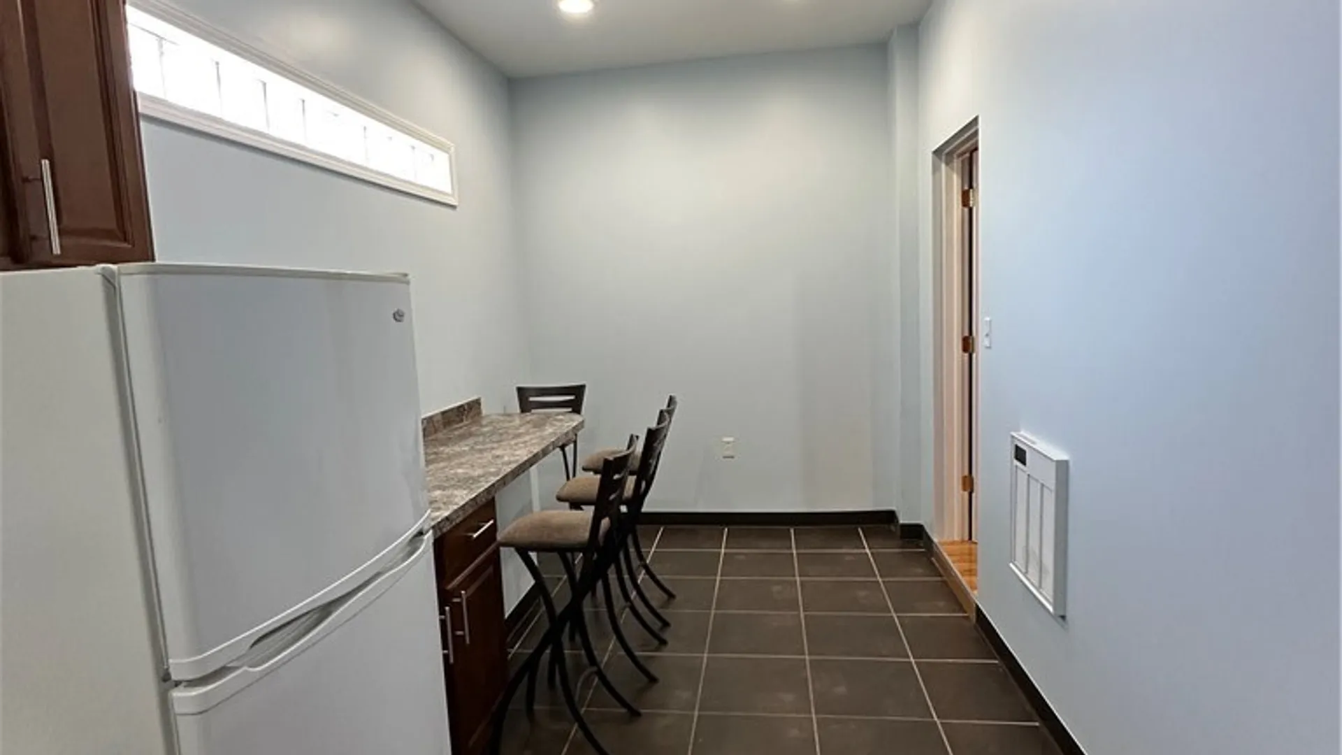 Property at 129 Fairview Ave, Syracuse, NY 13203 7