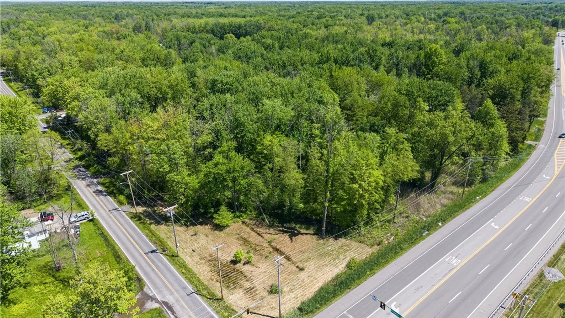 Property at 6859 Kirkville Road, DeWitt, NY 13057 22