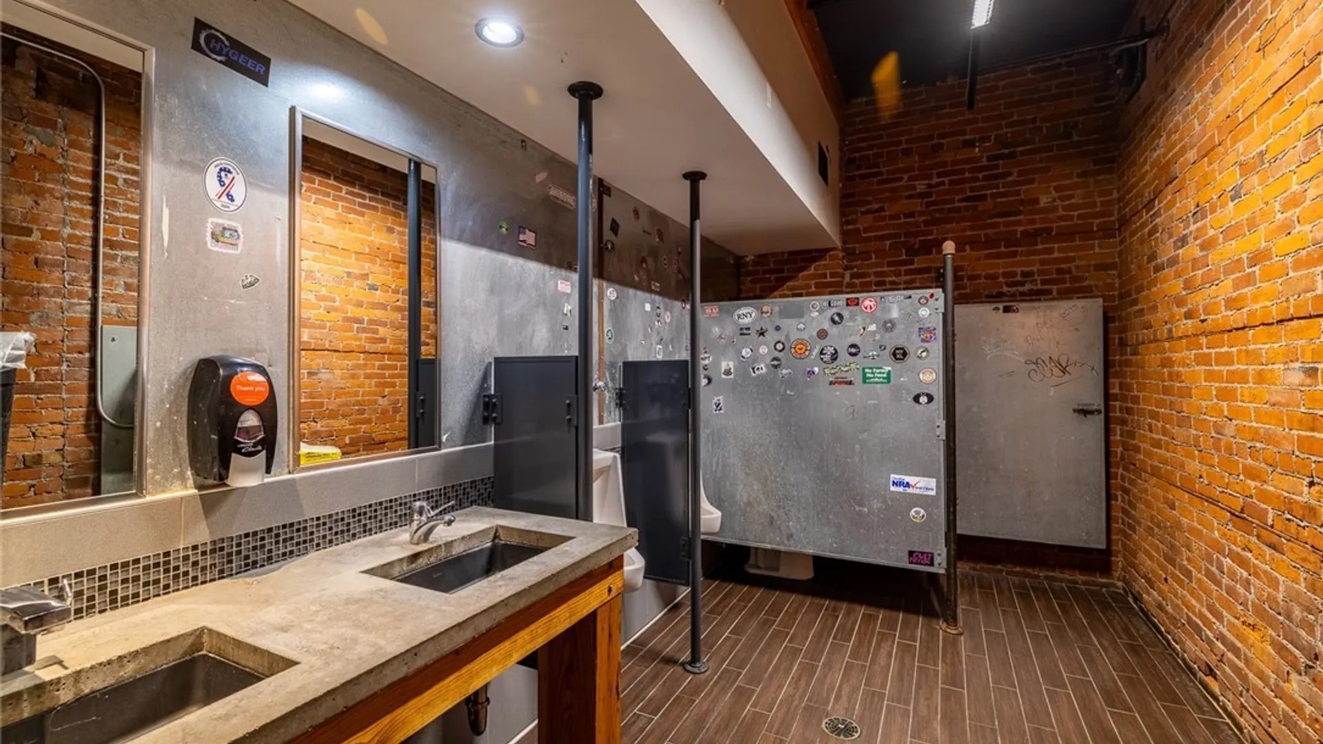 Property at 650 Varick Street, Utica, NY 13502 14