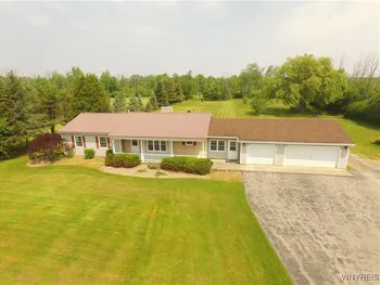 Property at 1439 Roberts Road, Alabama, NY 14013